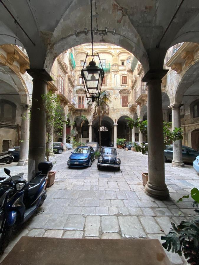 Palazzo Cuto Central Flat Palermo Exterior foto