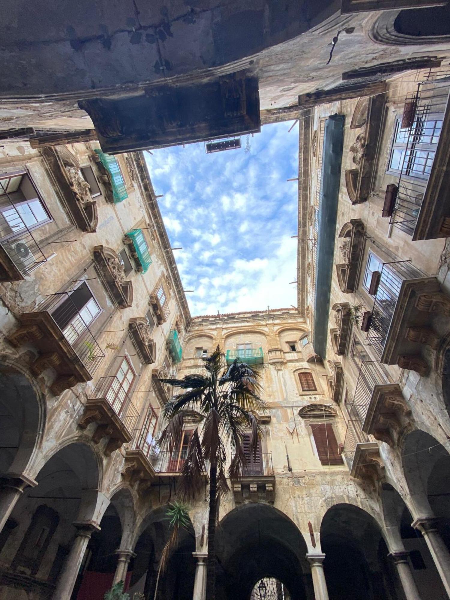 Palazzo Cuto Central Flat Palermo Exterior foto